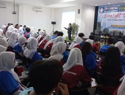 Ratusan Mahasiswa Baru Universitas BSI Tegal Ikuti Seminar Motivasi 2024