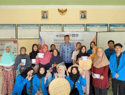 Tim POMN 2024 HIMSI Universitas Bina Sarana Informatika Gelar Pelatihan untuk Pengrajin Bambu Desa Kendalserut