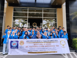 Kunjungan Industri ke PT Victoria Care Indonesia Tbk, Mahasiswa UBSI Kampus Tegal Perkuat Kompetensi dan Kesiapan Kerja