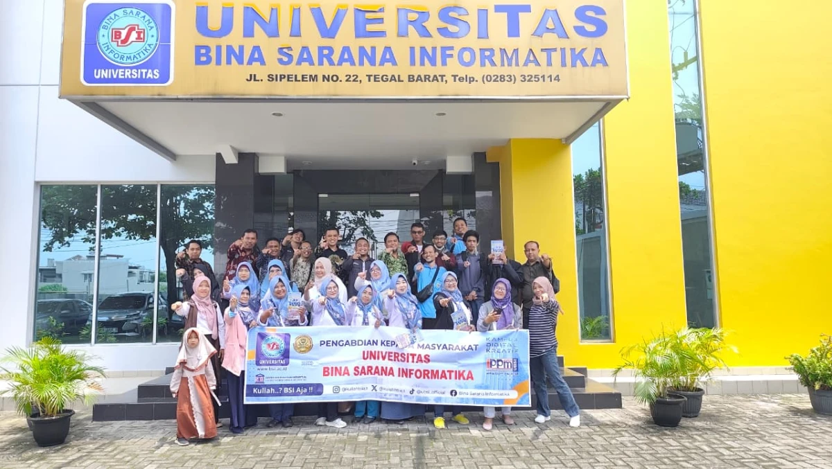 Lembaga Penelitian dan Pengabdian kepada Masyarakat (LPPM) Universitas Bina Sarana Informatika (UBSI) Kampus Tegal kembali menunjukkan komitmennya dalam menjalankan Tri Dharma Perguruan Tinggi melalui kegiatan Pengabdian kepada Masyarakat (PkM) bertajuk Peningkatan Literasi Desain Digital melalui Pelatihan Canva Berbasis Android pada Pengurus dan Anggota Masyarakat Peduli Sesama Indonesia (MPSI) Kota Tegal. Kegiatan yang berlangsung pada Minggu (21/6) di ruang kelas UBSI Kampus Tegal ini bertujuan meningkatkan kemampuan peserta dalam memanfaatkan teknologi digital sebagai media informasi dan publikasi organisasi.