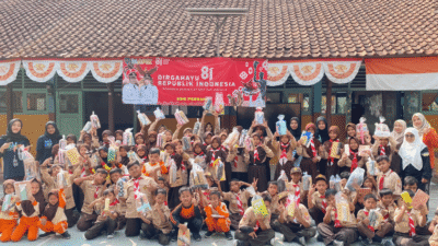 Mahasiswa BSI Explore 2026 Desa Penujah Salurkan Bantuan ATK untuk Mendukung Kegiatan Belajar Siswa SDN Penujah
